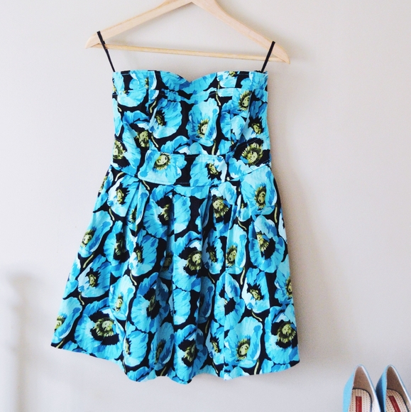 bright blue floral poppy print mini dress - Picture 2 of 9